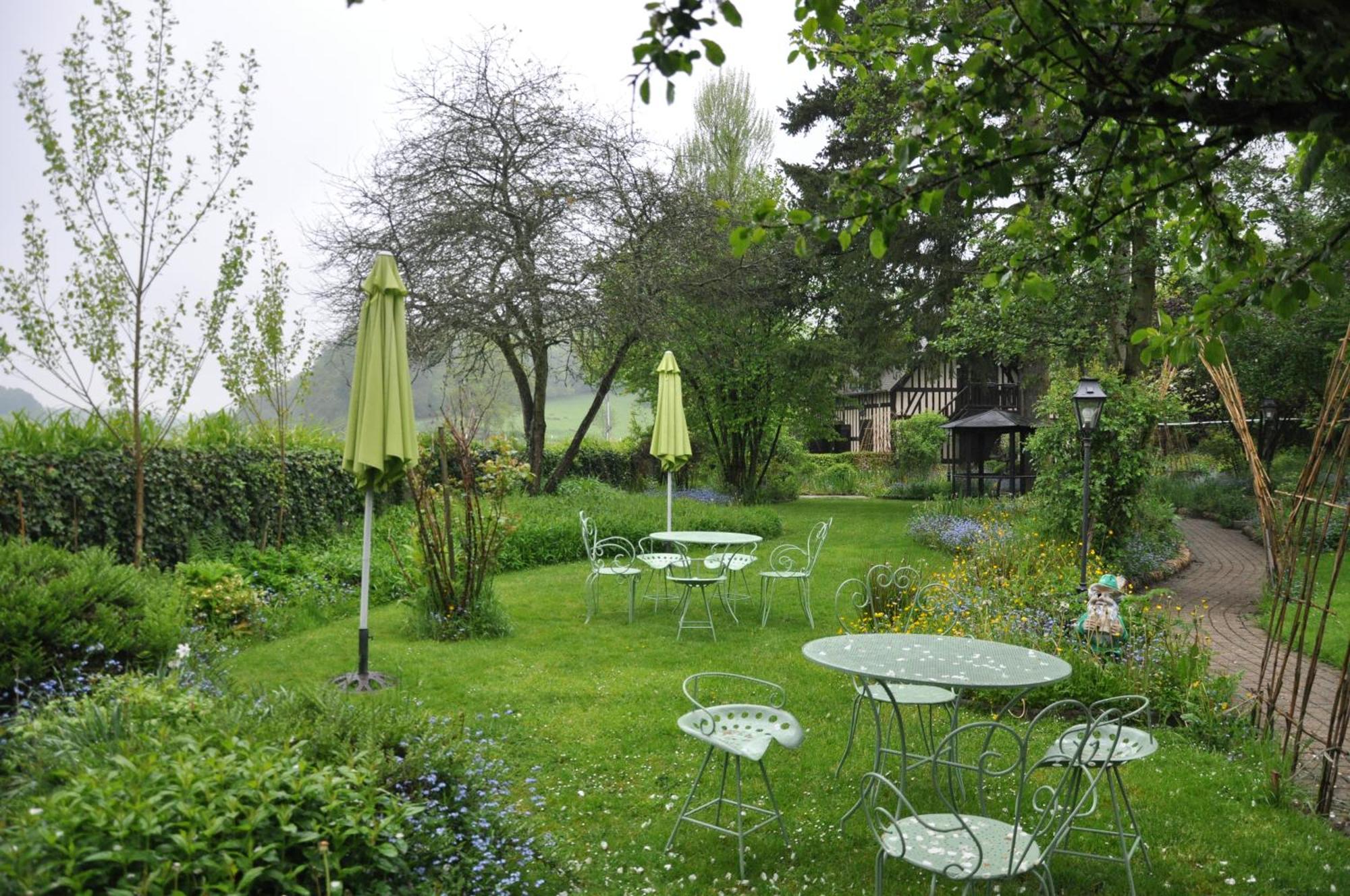 Auberge Du Val Au Cesne Saint-Clair-sur-les-Monts ภายนอก รูปภาพ