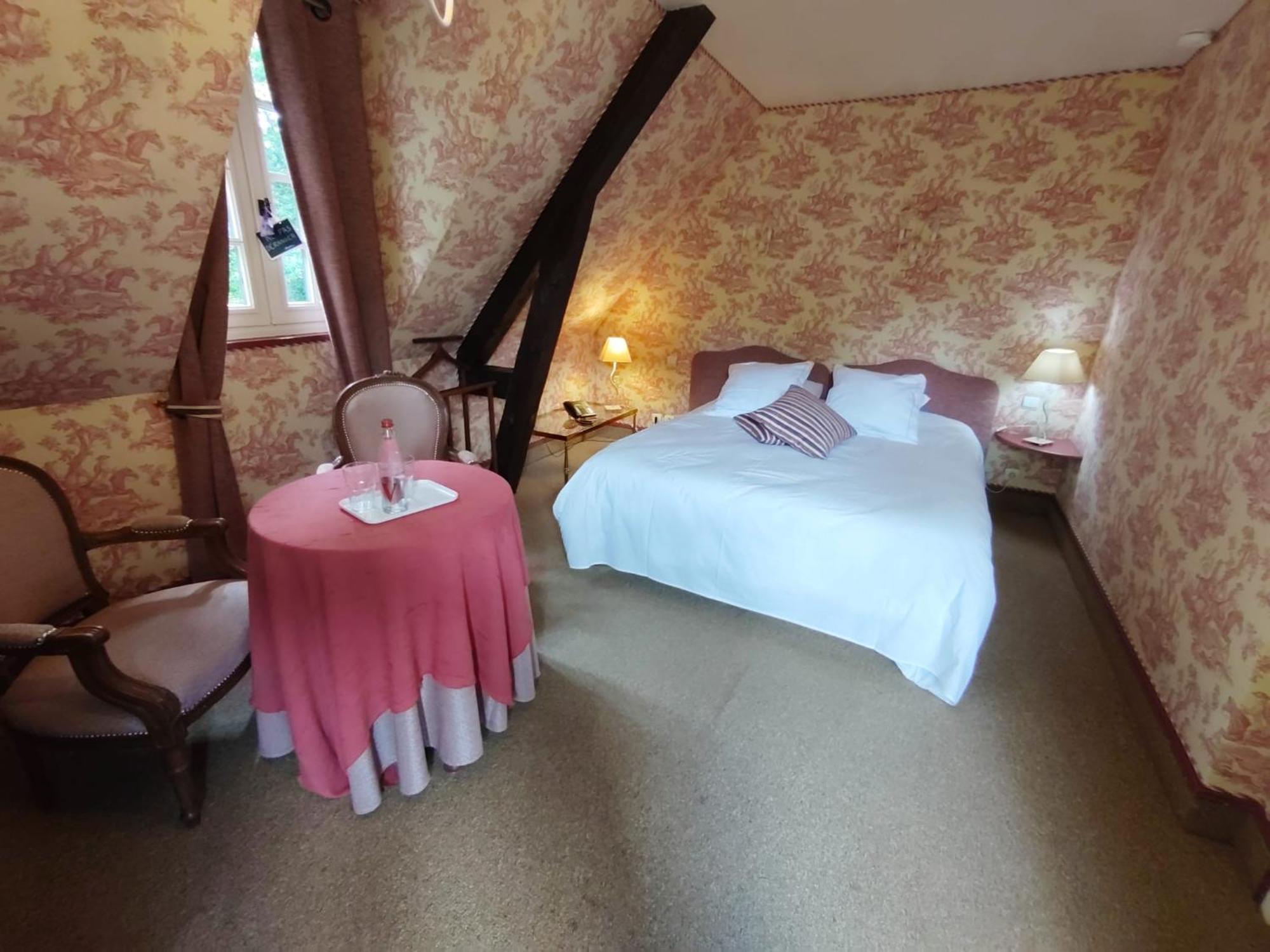 Auberge Du Val Au Cesne Saint-Clair-sur-les-Monts ภายนอก รูปภาพ