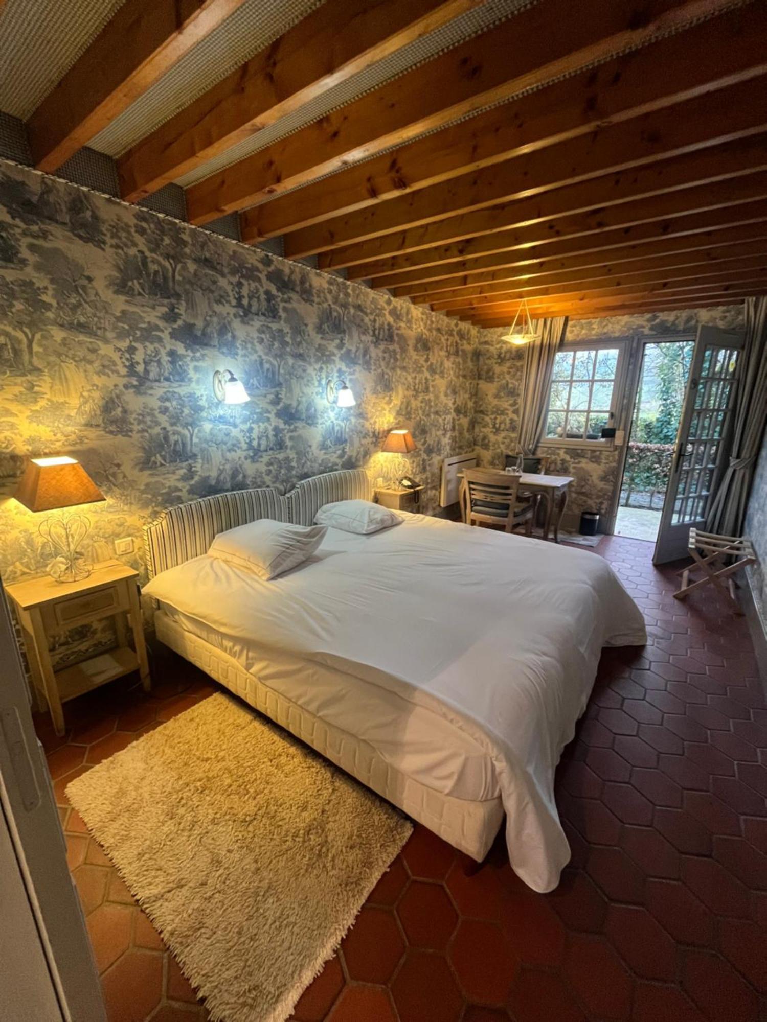 Auberge Du Val Au Cesne Saint-Clair-sur-les-Monts ภายนอก รูปภาพ