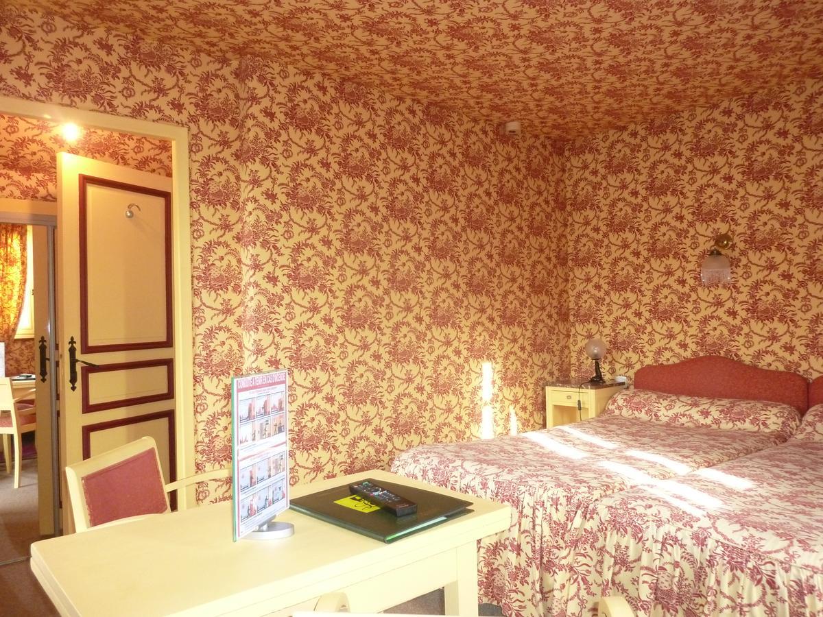 Auberge Du Val Au Cesne Saint-Clair-sur-les-Monts ภายนอก รูปภาพ