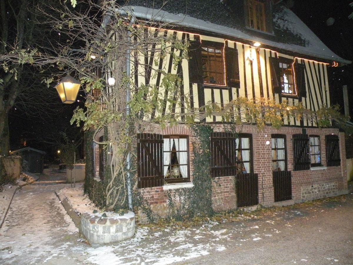 Auberge Du Val Au Cesne Saint-Clair-sur-les-Monts ภายนอก รูปภาพ